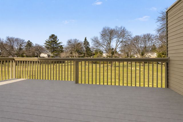 851 Sherwood Road, Shoreview, MN 55126