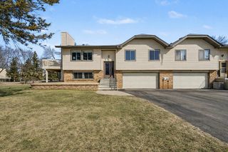 851 Sherwood Road, Shoreview, MN 55126