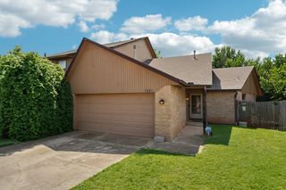 7211 Lakewood Circle, Oklahoma City, OK 73132