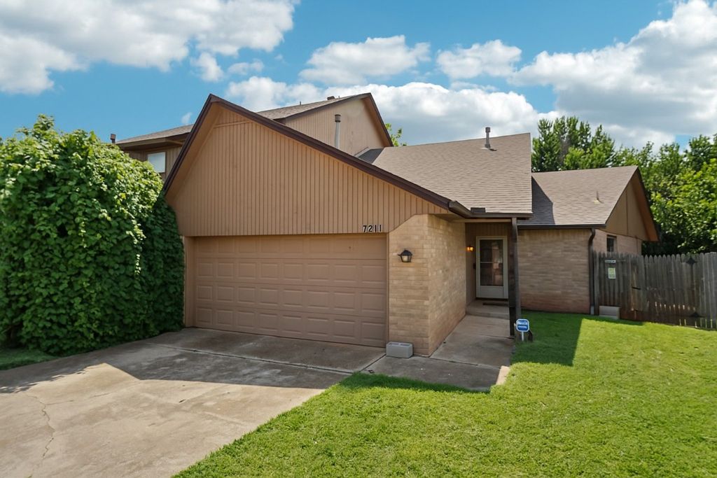 7211 Lakewood Circle, Oklahoma City, OK 73132