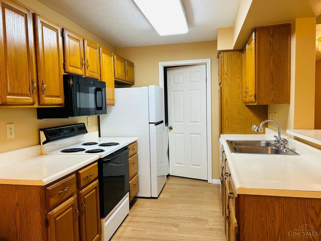 9901 Regatta Drive, Colerain Twp, OH 45252