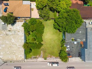 114 NW 22nd Ave, Miami, FL 33125