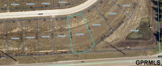 19905 Weir Street, Omaha, NE 68135