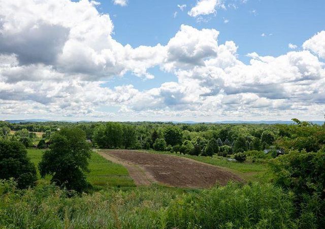 109 Brickhouse Road, Stillwater, NY 12170