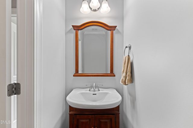 7621 Kensington Manor Lane, Wake Forest, NC 27587