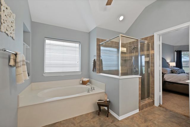 163 N Savanna Drive, Rhome, TX 76078