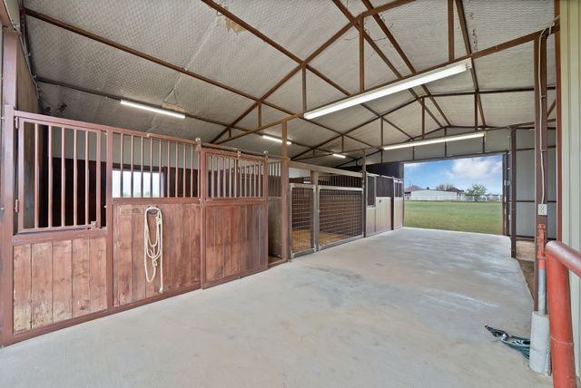 163 N Savanna Drive, Rhome, TX 76078