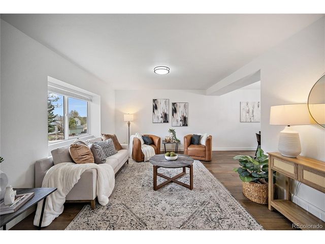 7160 Alpenwood Way, Colorado Springs, CO 80918