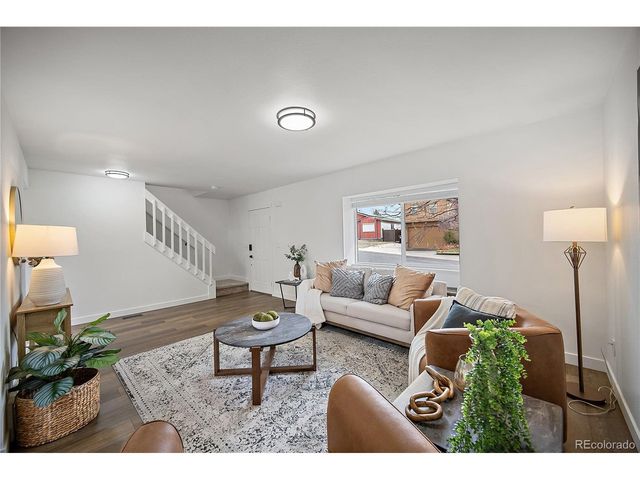 7160 Alpenwood Way, Colorado Springs, CO 80918