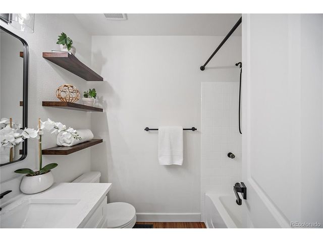 7160 Alpenwood Way, Colorado Springs, CO 80918