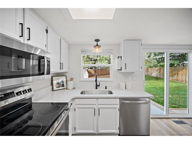 7160 Alpenwood Way, Colorado Springs, CO 80918