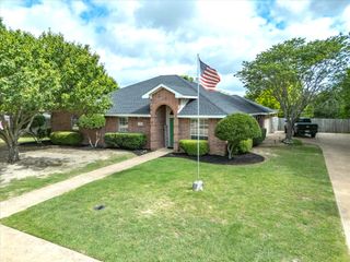 741 High Point Drive, Midlothian, TX 76065