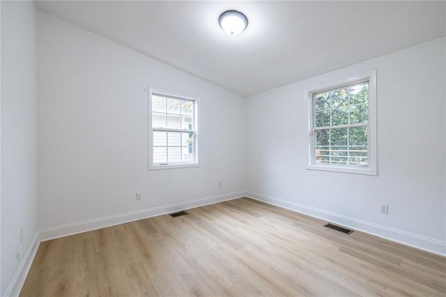 16 1st NE Avenue, Atlanta, GA 30317