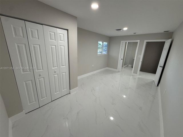17690 NE 19th Avenue 0, North Miami Beach, FL 33162