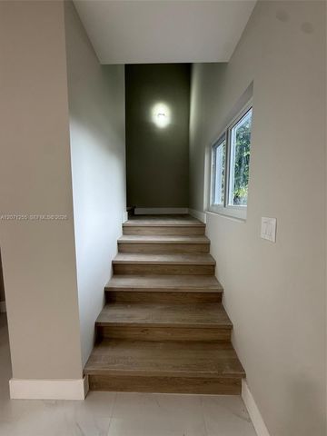 17690 NE 19th Avenue 0, North Miami Beach, FL 33162