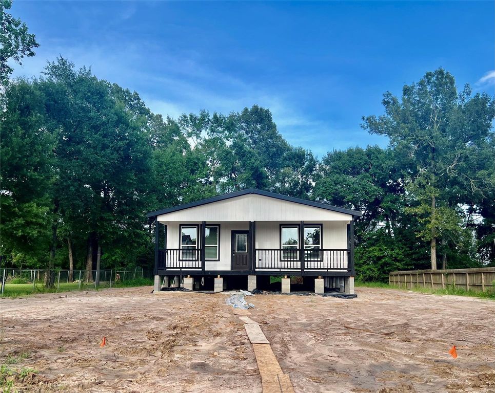 24323 E Terrace Drive, Porter Heights, TX 77365