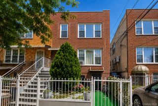 952 E 217th Street, Bronx, NY 10469