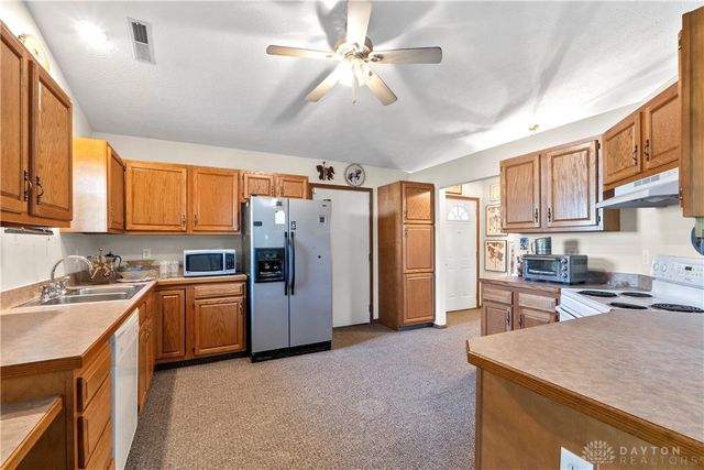 114 Brumbaugh Court, Englewood, OH 45322