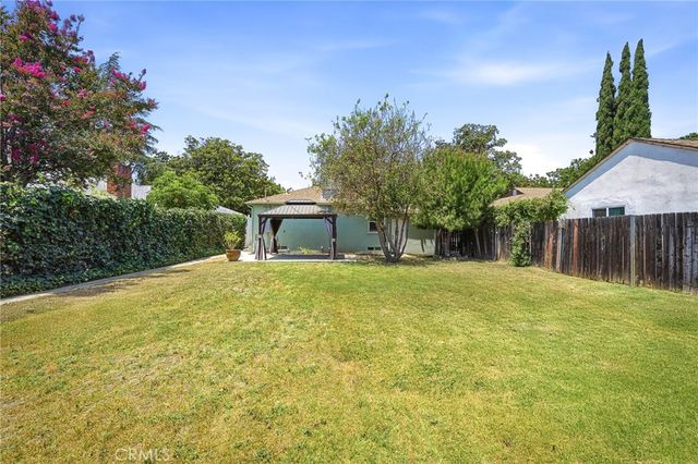 7012 Natick Avenue, Van Nuys, CA 91405