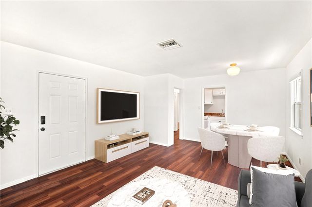 7012 Natick Avenue, Van Nuys, CA 91405