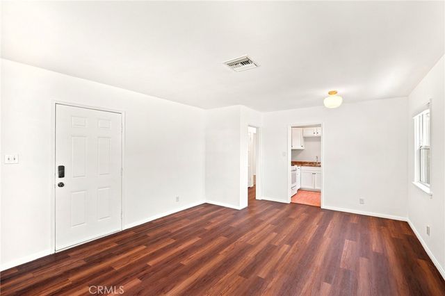 7012 Natick Avenue, Van Nuys, CA 91405