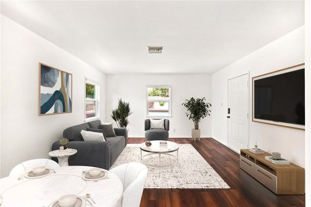 7012 Natick Avenue, Van Nuys, CA 91405