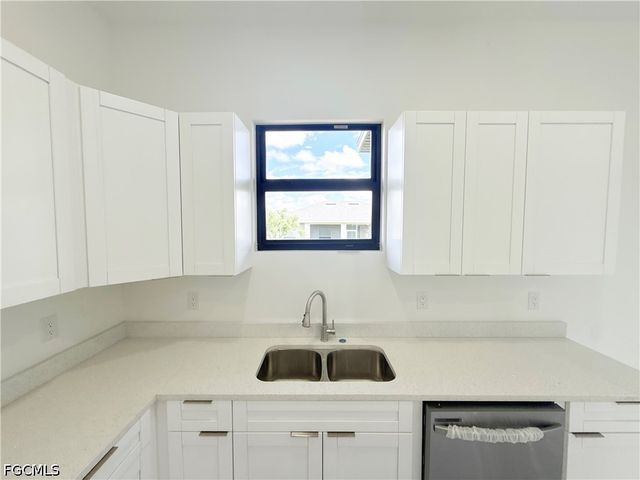 4229 NW 32nd ST, Cape Coral, FL 33993