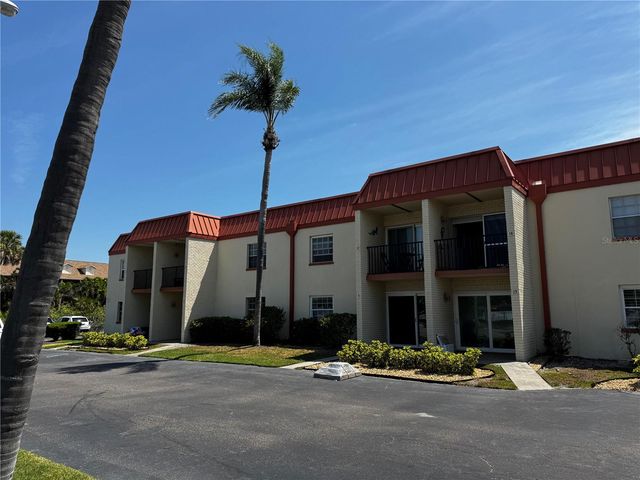 10365 PARADISE BOULEVARD 9, Treasure Island, FL 33706