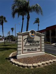 10365 PARADISE BOULEVARD 9, Treasure Island, FL 33706