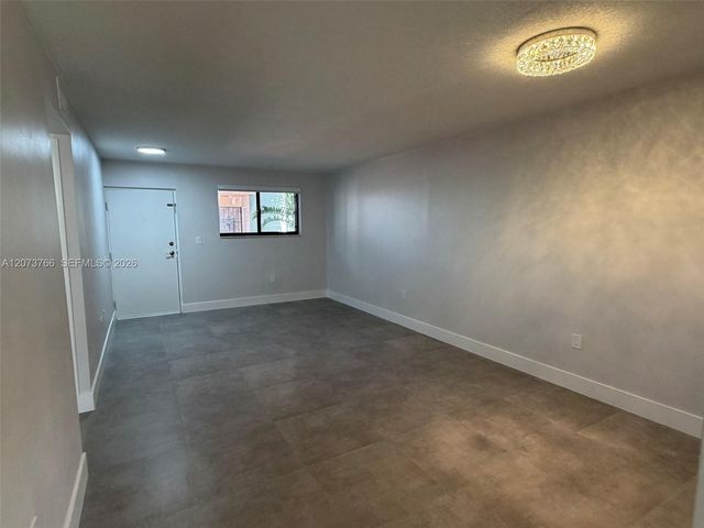 1360 W 41st Street 103, Hialeah, FL 33012