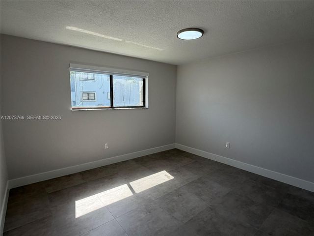 1360 W 41st Street 103, Hialeah, FL 33012