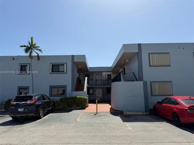 1360 W 41st Street 103, Hialeah, FL 33012