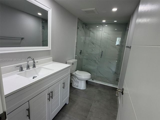 1360 W 41st Street 103, Hialeah, FL 33012