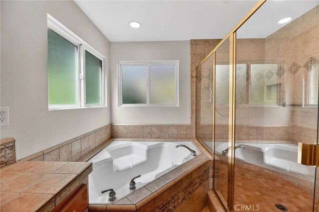 449 Hillway Drive, Vista, CA 92084