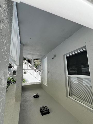 8444 SE Date Street, Hobe Sound, FL 33455