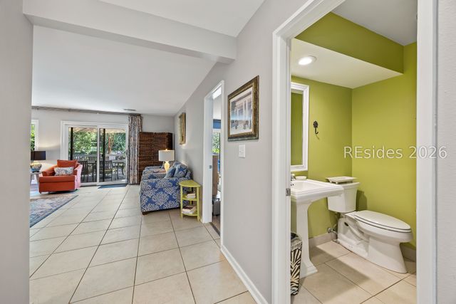 45 Queens Folly Rd Apt 640, Hilton Head Island, SC 29928