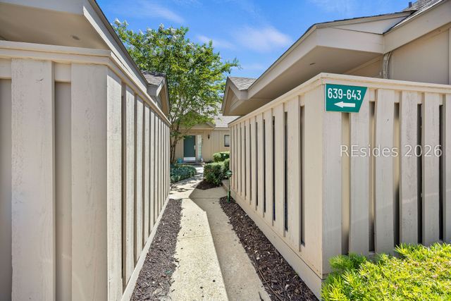 45 Queens Folly Rd Apt 640, Hilton Head Island, SC 29928