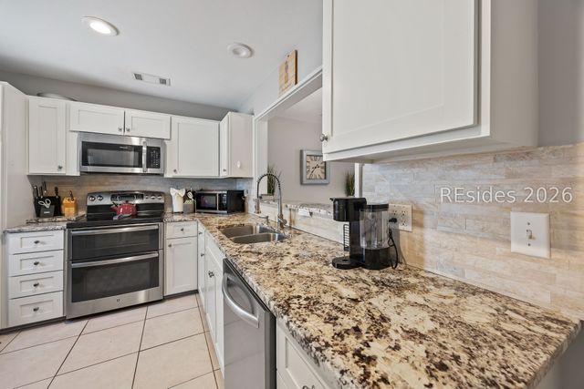 45 Queens Folly Rd Apt 640, Hilton Head Island, SC 29928