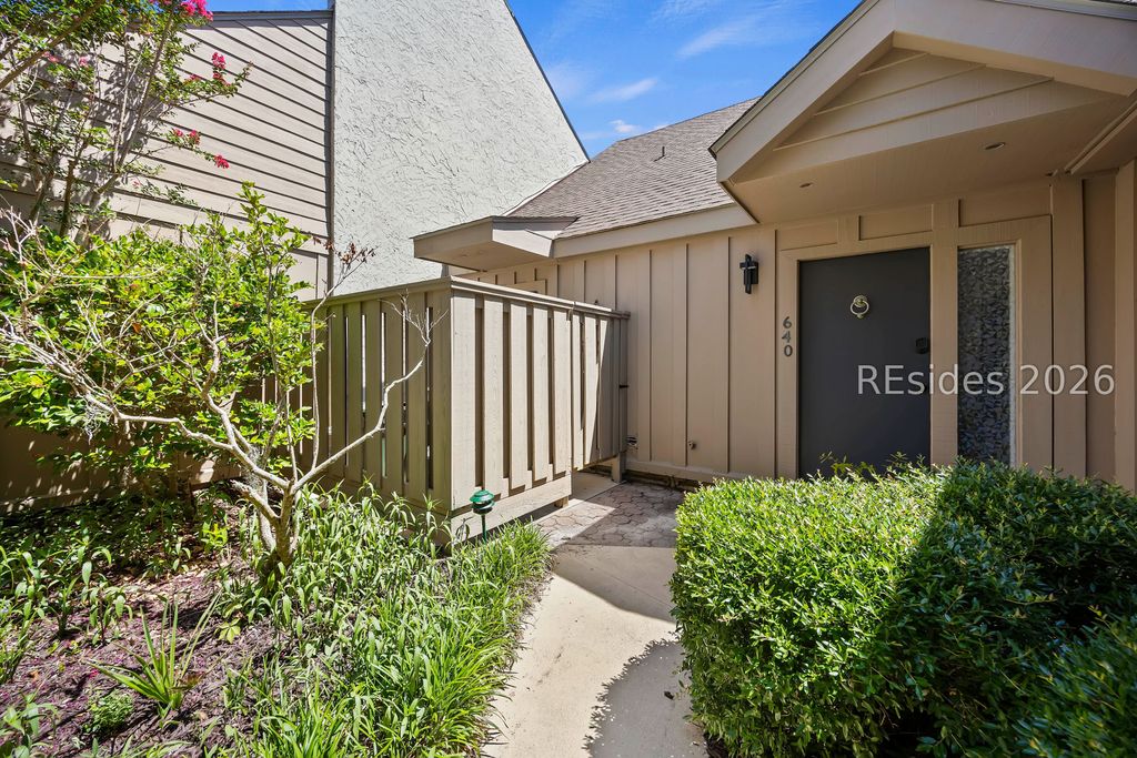 45 Queens Folly Rd Apt 640, Hilton Head Island, SC 29928
