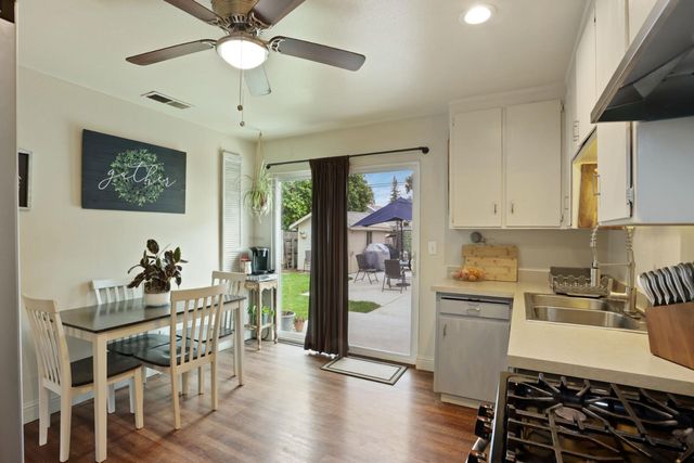 134 E Washington St, Ripon, CA 95366