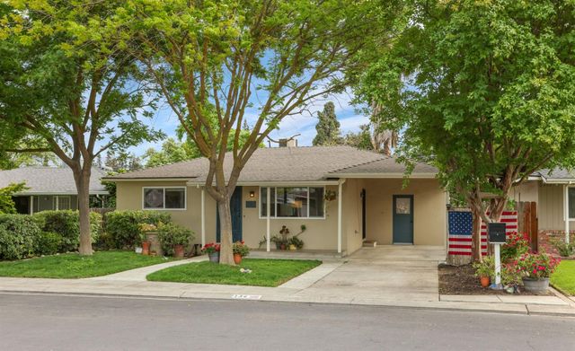 134 E Washington St, Ripon, CA 95366