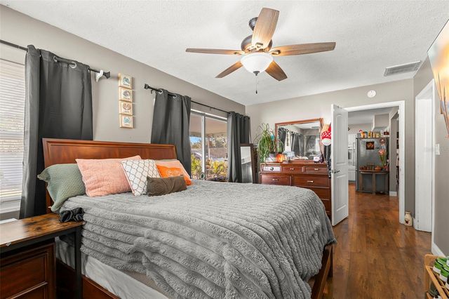 1009 S SAN REMO AVENUE, Clearwater, FL 33756