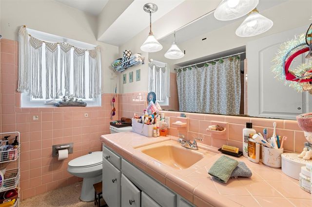 1009 S SAN REMO AVENUE, Clearwater, FL 33756