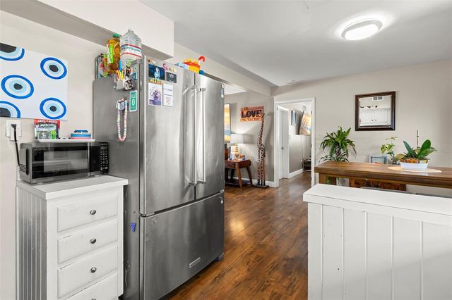 1009 S SAN REMO AVENUE, Clearwater, FL 33756