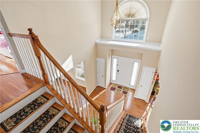 4985 Curly Horse Drive, Upper Saucon Twp, PA 18034