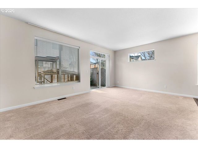 17257 Sw BERKELEY Ln, Beaverton, OR 97003