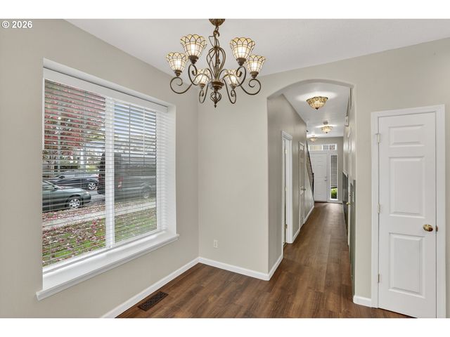 17257 Sw BERKELEY Ln, Beaverton, OR 97003