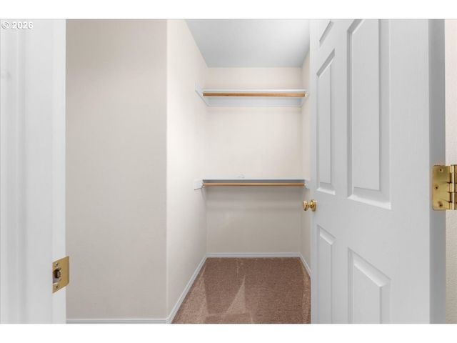 17257 Sw BERKELEY Ln, Beaverton, OR 97003