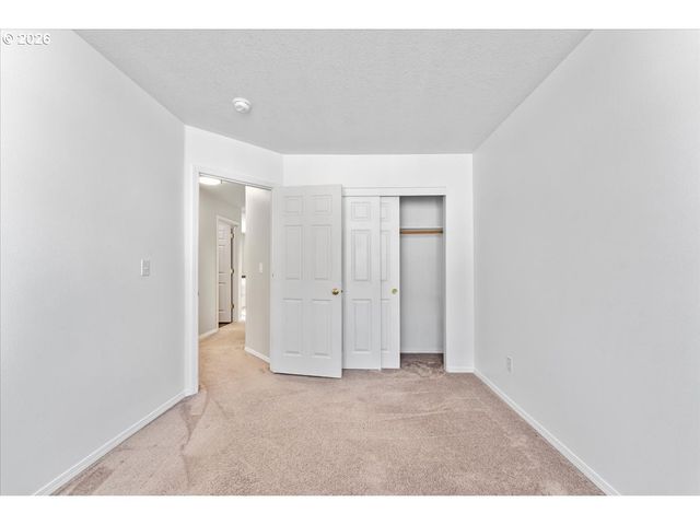 17257 Sw BERKELEY Ln, Beaverton, OR 97003