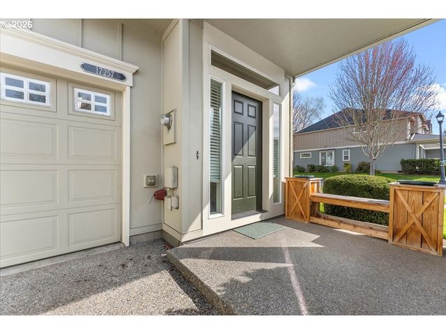 17257 Sw BERKELEY Ln, Beaverton, OR 97003